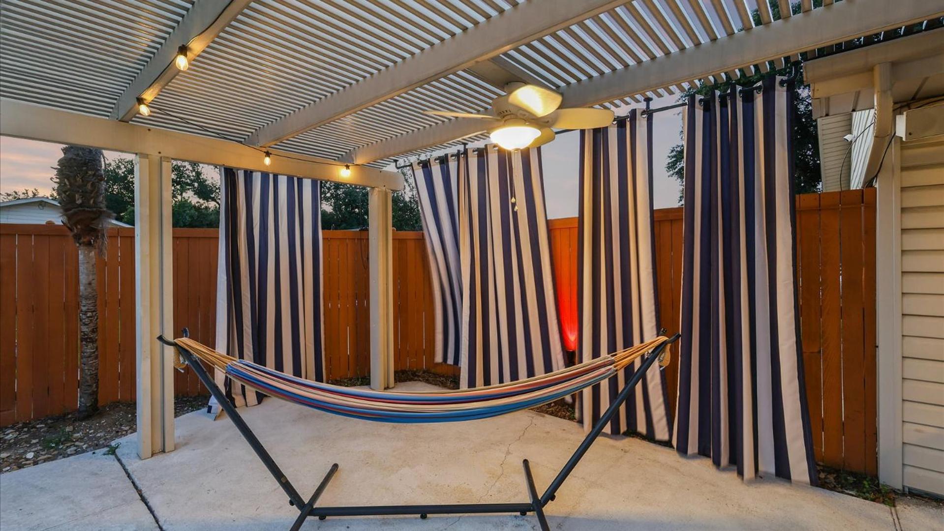 Spectacular 4Br 2,5Ba Holiday Home With Pool And Grill Carrollton Zewnętrze zdjęcie